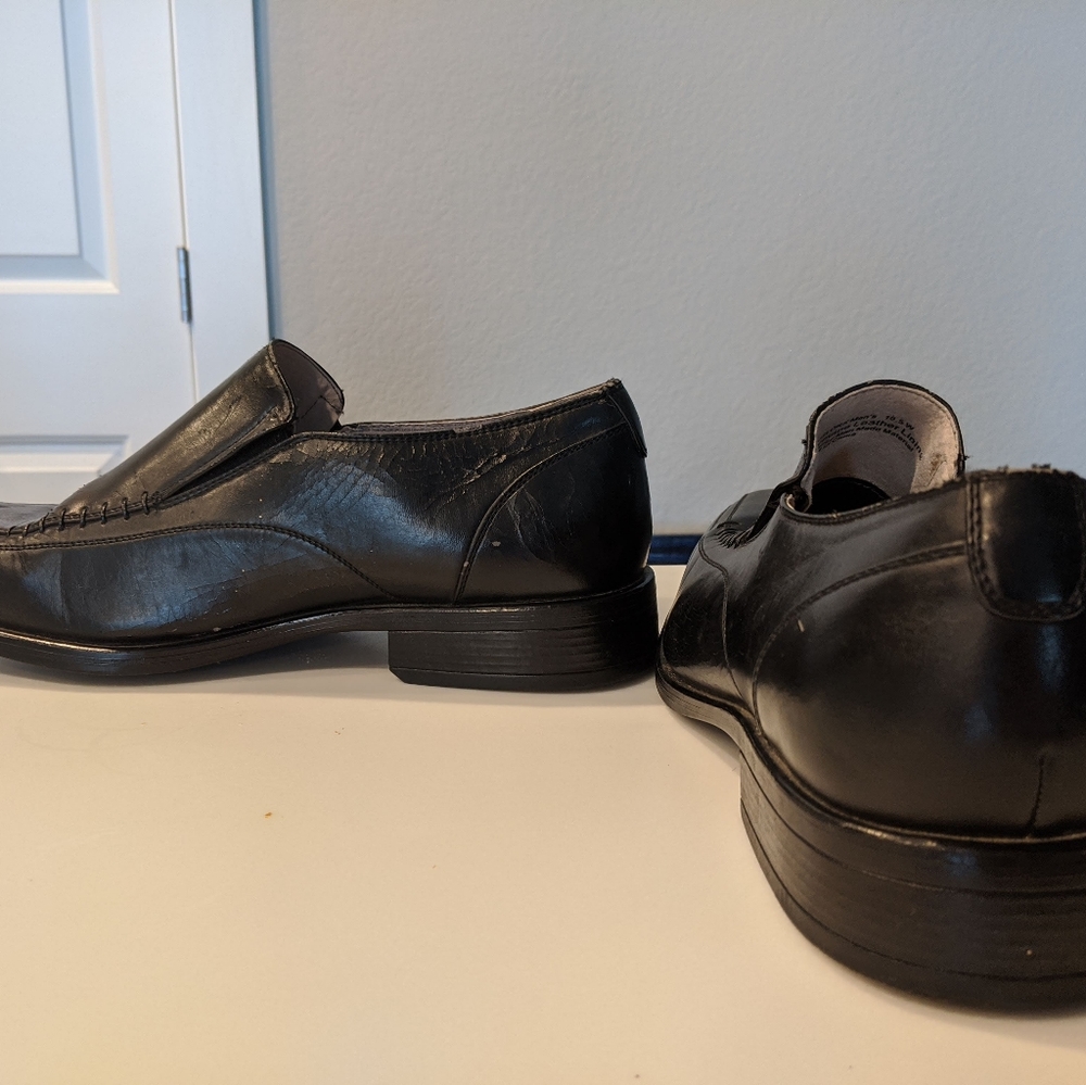 Men's dress shoes